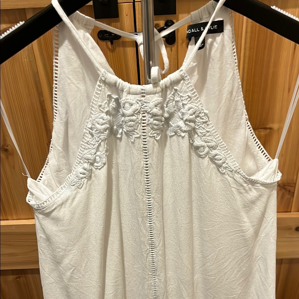 Kendall & Kylie White Halter Top - Picture 3 of 9